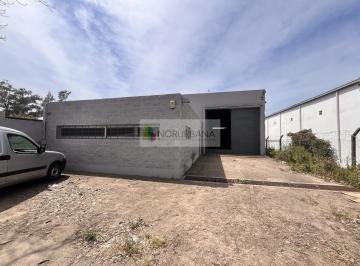 Bodega-Galpón · 366m² · 4 Cocheras · Galpón en Venta en San Pablo