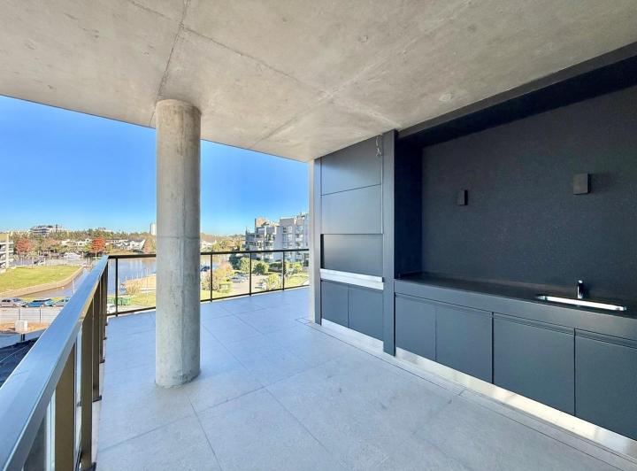 Departamento · 153m² · 4 Ambientes · 2 Cocheras