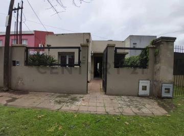 PH · 60m² · 2 Ambientes · PH en Venta en City Bell, 2 Dorm.