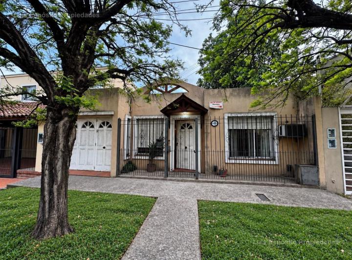 Casa · 108m² · 3 Ambientes · 1 Cochera