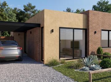 Casa · 60m² · 2 Dormitorios · 1 Cochera · Casa en Venta