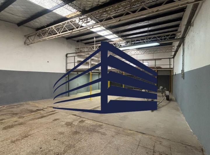 Bodega-Galpón · 450m²
