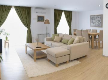 Departamento · 102m² · 3 Ambientes · 1 Cochera · Departamento en Quilmes