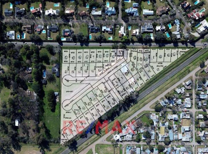 Terreno · 420m²