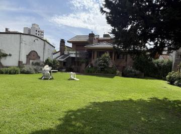 Casa · 300m² · 6 Ambientes · Venta Casa 6 Ambientes en San Miguel – Lote 720 m² – Toma Permuta – Ideal Desarrollo - Apta Credito