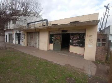 Casa · 150m² · 3 Ambientes · Venta Casa con Dos Locales Pontevedra, Lote Propio