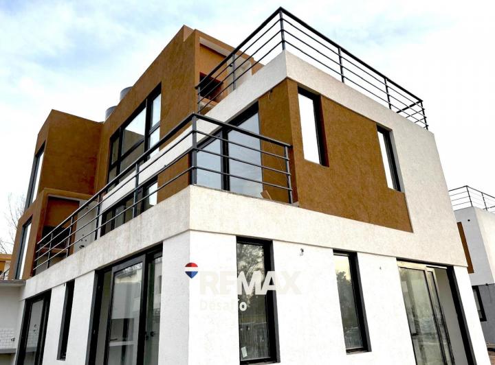 Departamento · 70m² · 3 Ambientes · 2 Cocheras