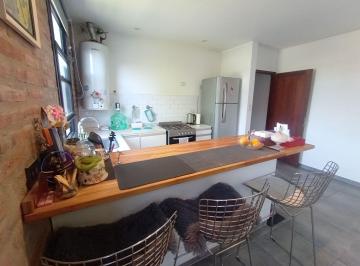 Casa · 137m² · 3 Ambientes · 1 Cochera · Casa 3 Amb Venta Jardin Cochera Martin Coronado