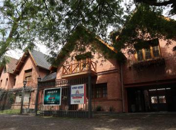 Casa de 6 ambientes, San Fernando · Casa en Venta en San Fernando