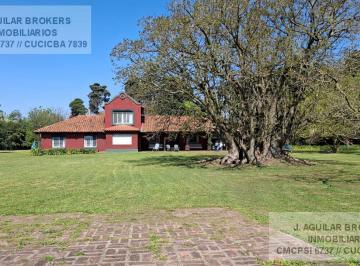 Quinta vacacional · 40000m² · 6 Ambientes · 4 Cocheras · Quinta en Torres