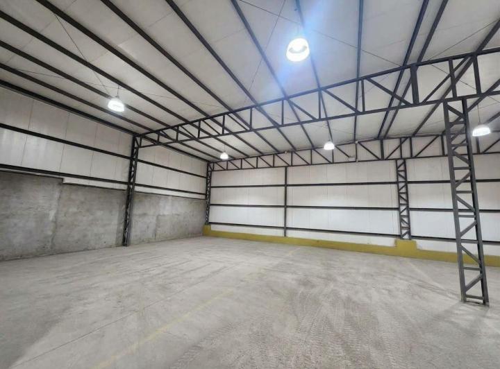Bodega-Galpón · 570m² · 1 Cochera