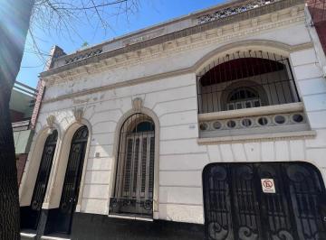PH de 4 ambientes, Floresta · Se Vende Amplio PH con Cochera Zona Floresta