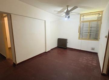 Departamento de 4 ambientes, Berazategui · Departamento de 60 m² con 3 Dorm. en Venta y Alquiler en Berazategui