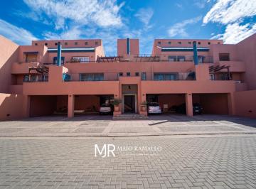 Departamento · 88m² · 4 Ambientes · 1 Cochera · Dpto. 3 Dorm. con Cochera Propia - Apto Credito | La Huertilla - Barrio Jardín
