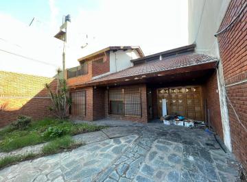 Casa · 200m² · 5 Ambientes · 2 Cocheras · Casa en Ciudad Madero 5 Amb