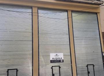 Local comercial · 123m² · Importante Local Flores Grande Oportunidad a Estrenar