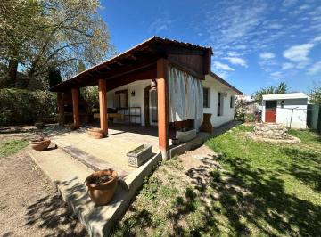 Casa · 173m² · 6 Ambientes · 1 Cochera · Venta Casa Aroyo de Los Patos 2 Dorm Cerca de Ruta