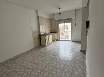 Departamento de 2 ambientes, La Matanza · Alquiler – 2 Ambientes con Dos Balcones y Cochera – Villa Luzuriaga