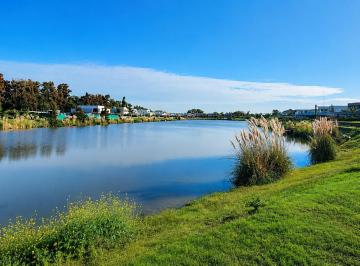 Terreno · 1047m² · Terreno/lote en Venta a Laguna en La Calesa, Pilará