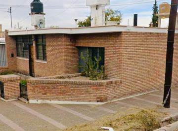 Casa de 5 ambientes, Godoy Cruz · Casa en Barrio Grafico