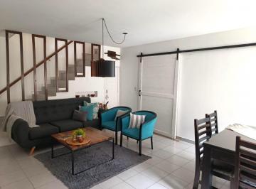 living comedor · ¡Tu Hogar Ideal en Córdoba! Dúplex 3 Dorm. ¡Sin Expensas y con Financiación!