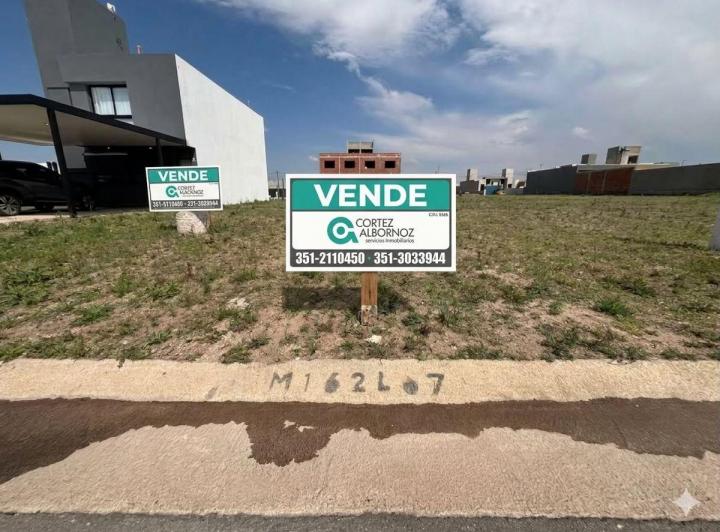 Terreno · 360m²