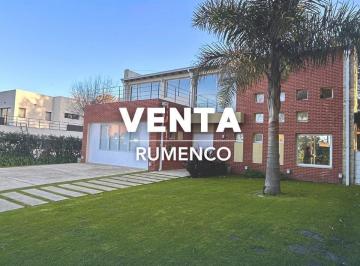 Casa · 168m² · 5 Ambientes · 4 Cocheras · Casa en Rumenco