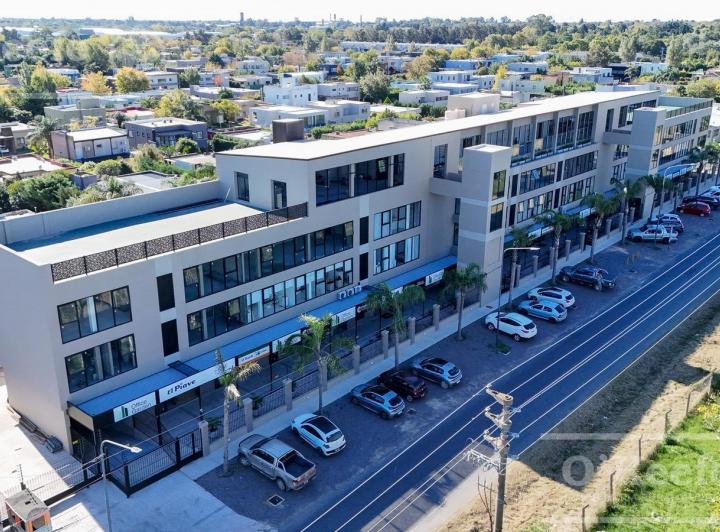 Oficina comercial · 70m² · 1 Ambiente · 2 Cocheras