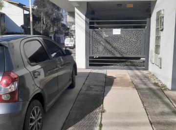 Garage · 14m² · 1 Cochera · Cochera en Venta - 14.86 m - Caseros