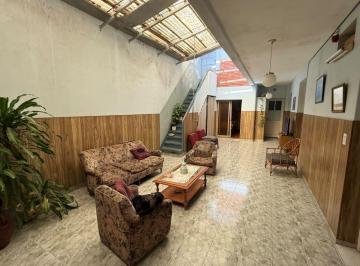 Casa de 5 ambientes, Parque Chas · Venta Casa 5 Amb. Cochera y Terraza