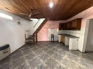 Casa de 6 ambientes, Ibarlucea · Gran Casa de 4 Dorm. en Dos Plantas con Cochera y Patio – Excelente Ubicación en Ibarlucea