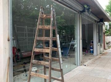 FAU-FAU-2408_2 · Local. | Necochea 707