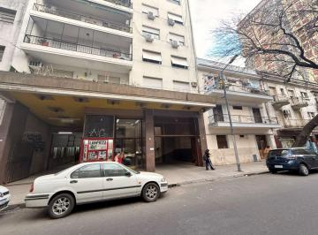 Garage · 10m² · Venta Cochera Cubierta Flores