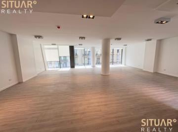 Oficina comercial · 196m² · 1 Ambiente · Venta de Oficina en El Microcentro.