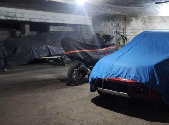 Garage · 91m²