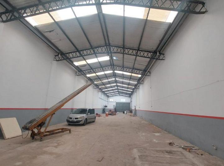Bodega-Galpón · 530m²