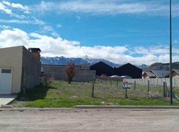 Terreno · 469m² · Terreno en Esquel con Servicios 468 m².