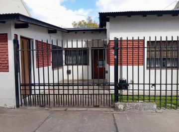 Casa · 107m² · 4 Ambientes · 1 Cochera · Venta Casa en Padua Lote Propio