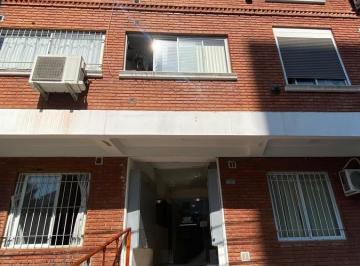 Departamento · 42m² · 2 Ambientes · 1 Cochera · Alquiler Anual Departamento Amoblado 1 Dormitorio con Cochera Centro Viejo Villa Carlos Paz