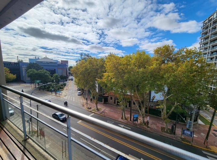 Departamento · 85m² · 3 Ambientes · 2 Cocheras