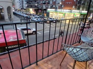 Foto 1 · Alquiler Departamento 2 Ambientes con Balcon Al Frente Aldrey