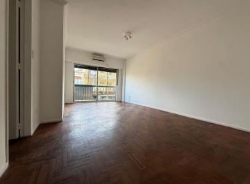 Departamento de 4 ambientes, Monte Castro · Departamento en Venta - 4 Ambientes - Patio y Balcón - Monte Castro