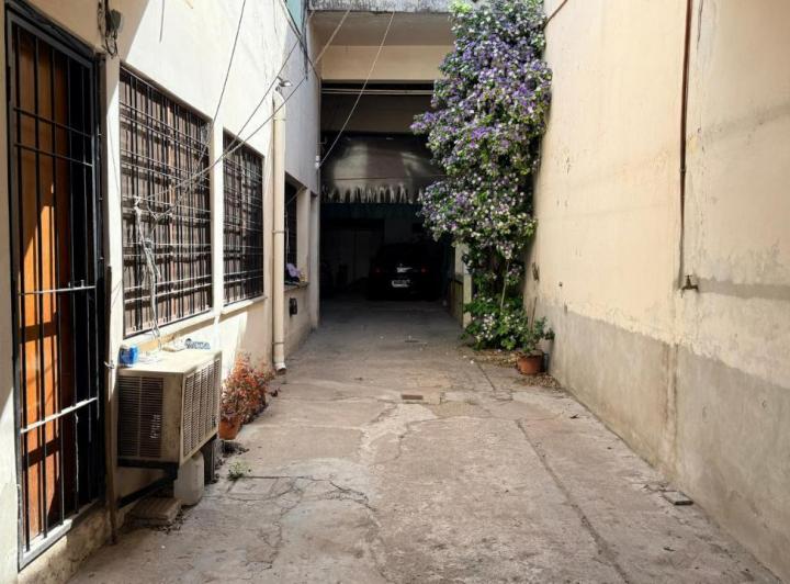Casa · 120m² · 5 Ambientes · 2 Cocheras