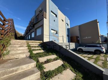 Departamento · 80m² · 3 Ambientes · 1 Cochera · Hermoso Duplex en Venta, Chascomus 780, Zona Parador Bronx
