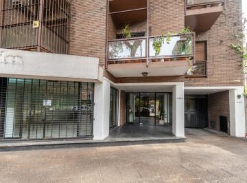 Departamento · 57m² · 3 Ambientes · 1 Cochera · Departamento en Alquiler Apto Profesional con Cochera y Enorme Patio Propio Sobre Av Libertador.