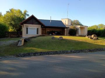 Casa · 270m² · 8 Ambientes · 2 Cocheras · Venta Casa 3 Dorm Country 4 Hojas Mendiolaza Cba