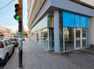Imagen1 · Importante Local en Alquiler - Sobre Av Luro 3999