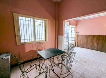 Imagen 1 - Casa de pasillo a reciclar, con patio y terraza. A metros de Puerto Norte. - · Casa de Pasillo a Reciclar, con Patio y Terraza. a m de Puerto Norte.