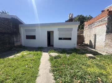 Departamento · 32m² · 2 Ambientes · Dpto con con Patio Compartido en Parque San Martin - Merlo