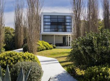 Casa · 200m² · 4 Ambientes · 4 Cocheras · Alquiler Casa 4 Ambientes, Altos de Punta Piedras, Punta del Este